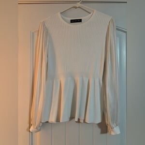 White long sleeve blouse - gold on lining of sleeves